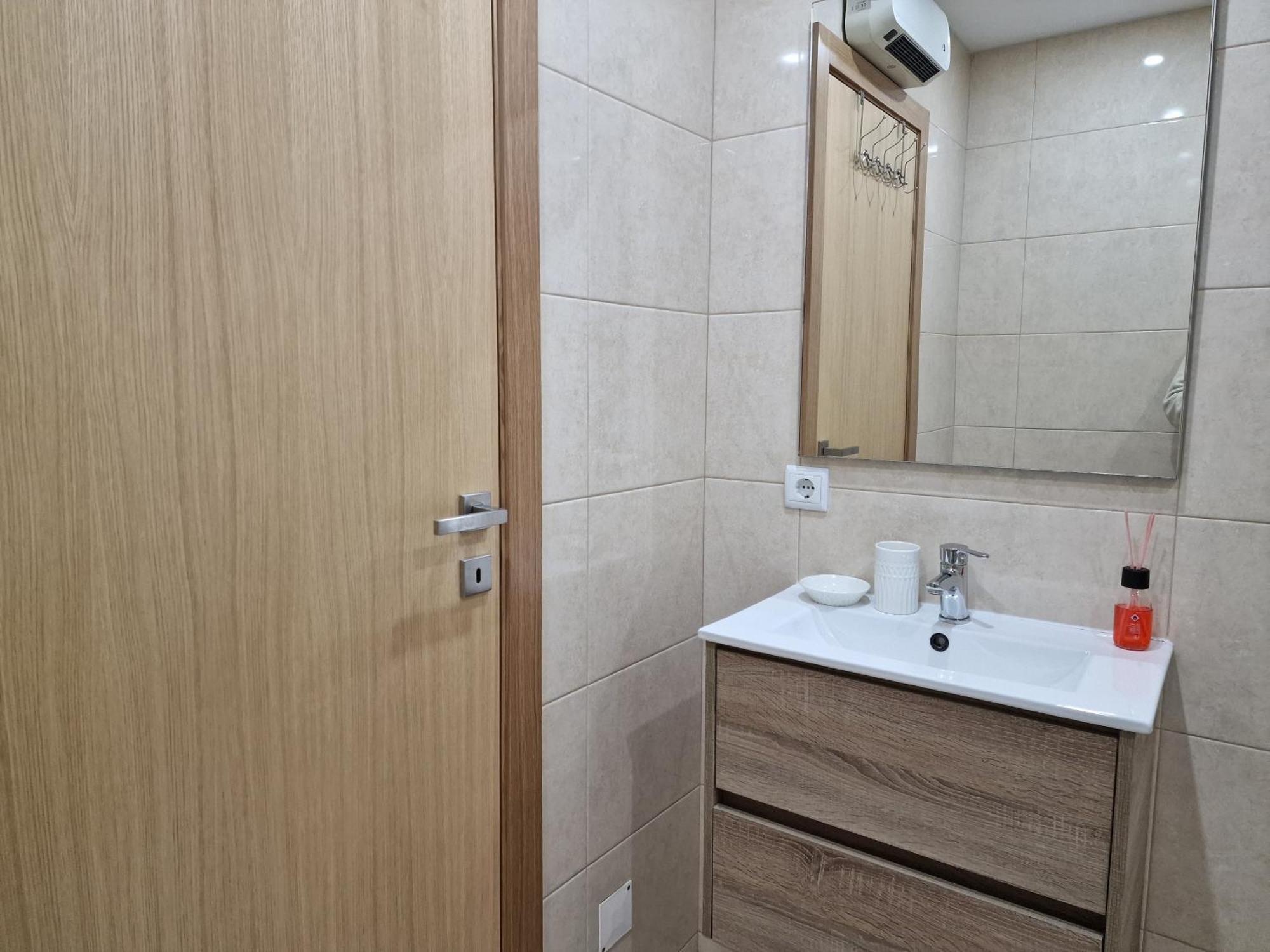 Cozy Apartment With Terrace, Air Cond, Free Parking, By Porto With Love Lda Eksteriør bilde